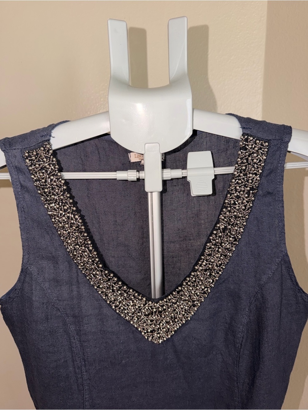 Lina Tomei Italian Linen Beaded V Neck Shift Dress - Picture 5 of 10